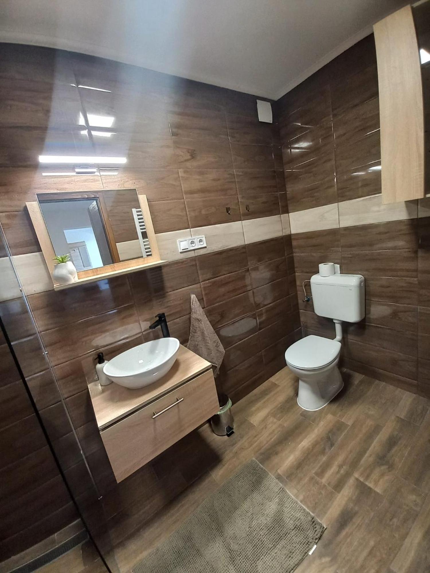 Oazis Apartman Sárospatak Екстериор снимка